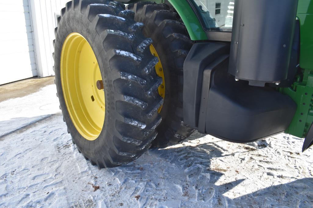 2013 John Deere 8285R MFWD tractor