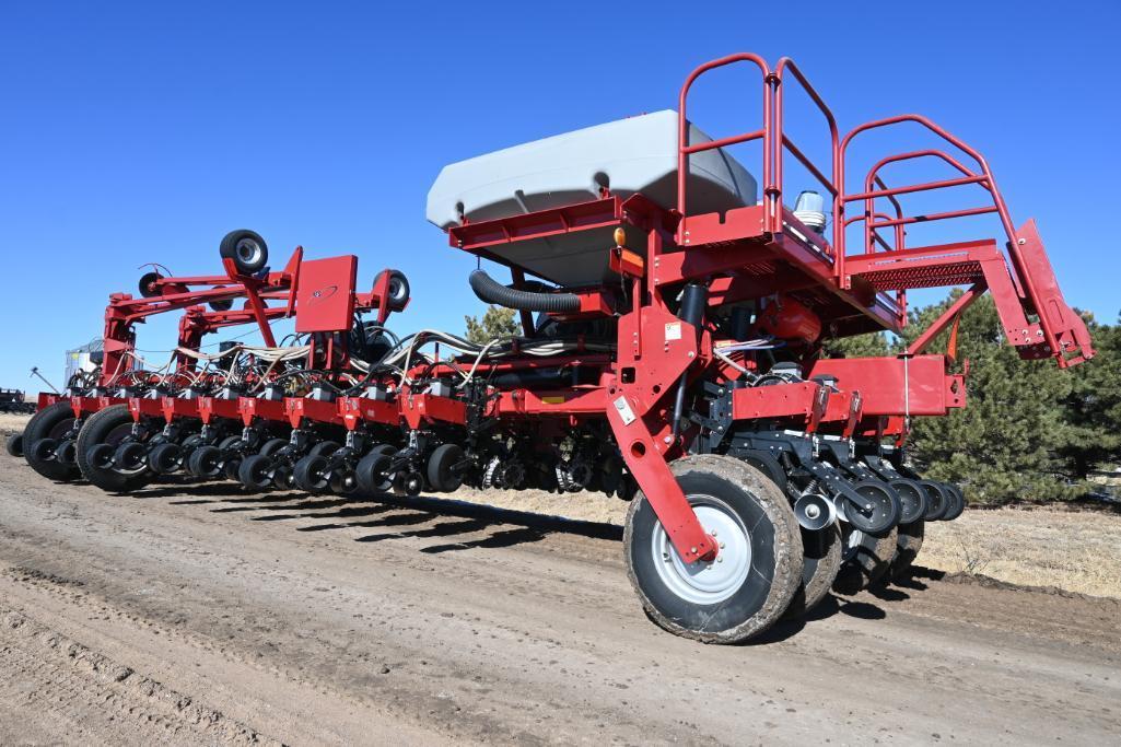 2008 Case-IH 1250 Early Riser' 24 row 30" planter