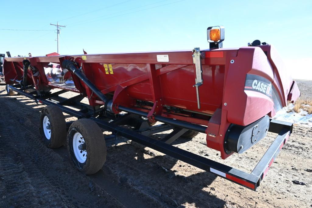 2017 Case-IH 4412 12 row 30" corn head