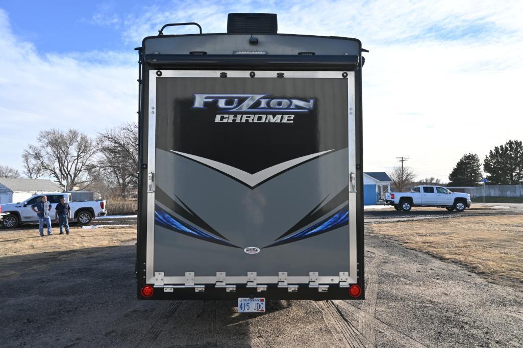 2015 Fuzion Chrome FZ345 5th wheel toy hauler camper