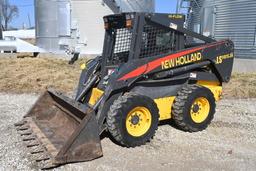 2005 New Holland LS185.B skid loader