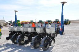 Kinze 3000 6/11 planter