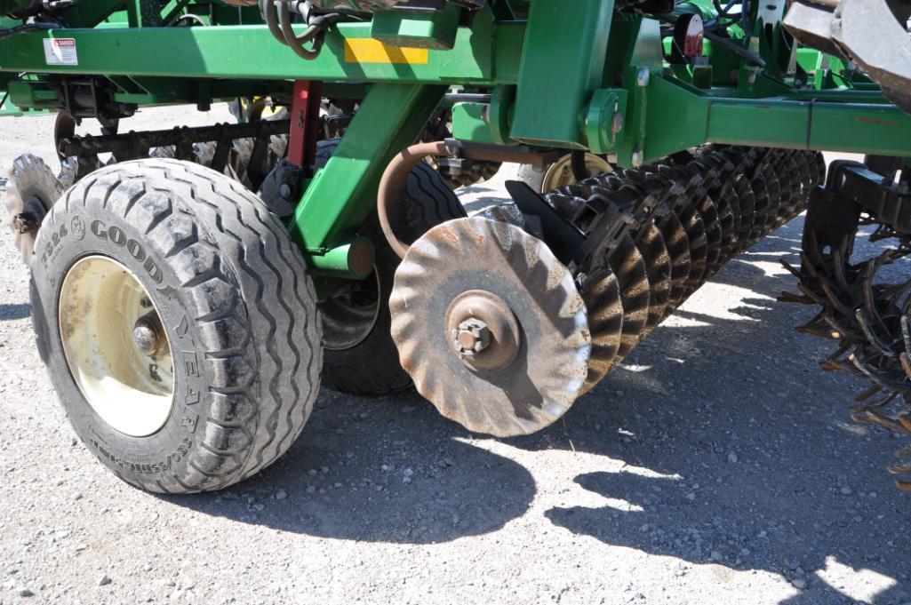 Great Plains 3000TM TurboMax 30' vertical tillage tool