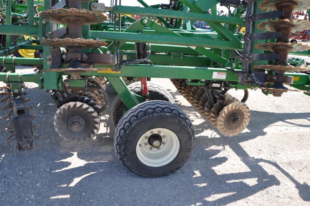 Great Plains 3000TM TurboMax 30' vertical tillage tool