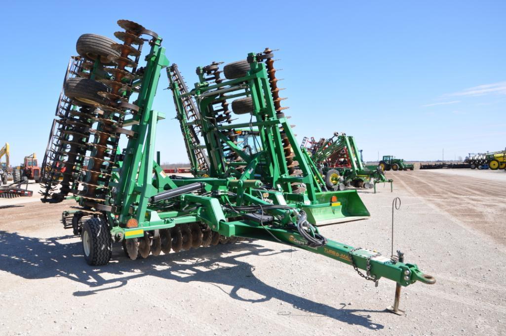 Great Plains 3000TM TurboMax 30' vertical tillage tool