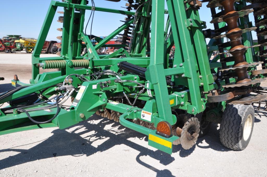 Great Plains 3000TM TurboMax 30' vertical tillage tool