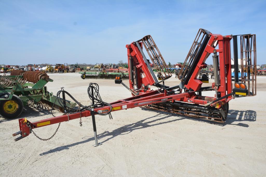 Case-IH 110 30' Crumbler