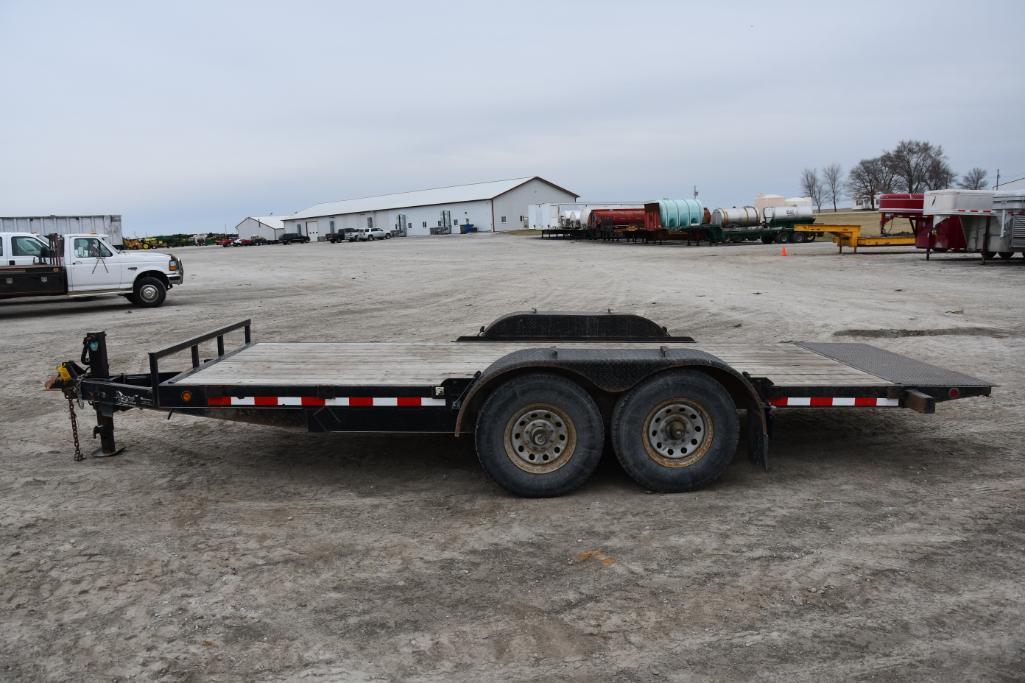 1999 Mustang 18' flatbed trailer