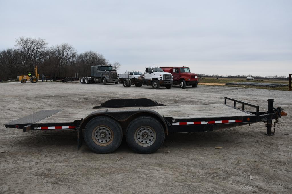 1999 Mustang 18' flatbed trailer