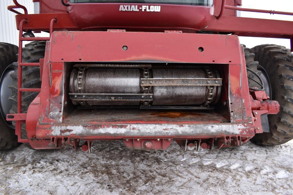 2002 Case-IH 2388 2wd combine