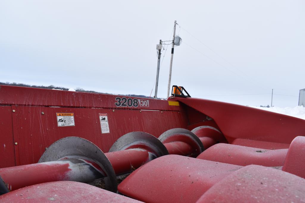 2010 Case-IH 3208 8 row 30" corn head