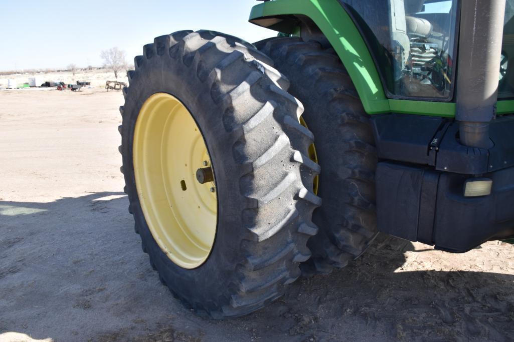 1996 John Deere 8100 MFWD tractor