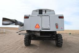 Gleaner R72 2wd combine