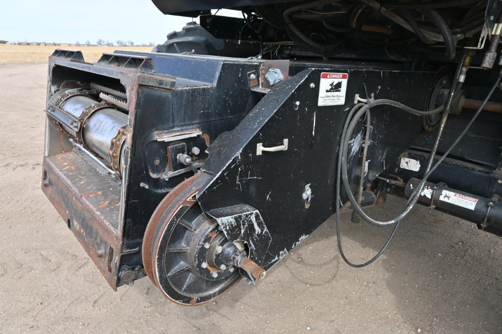 Gleaner R72 2wd combine