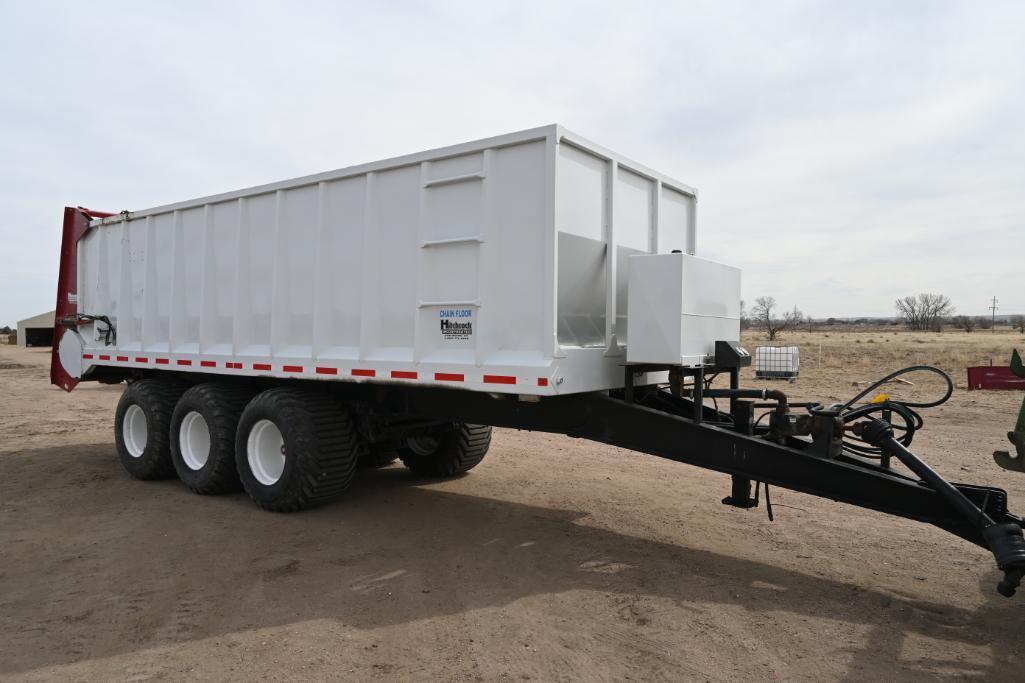 2014 Hitchcock 24' Chain Floor trailer