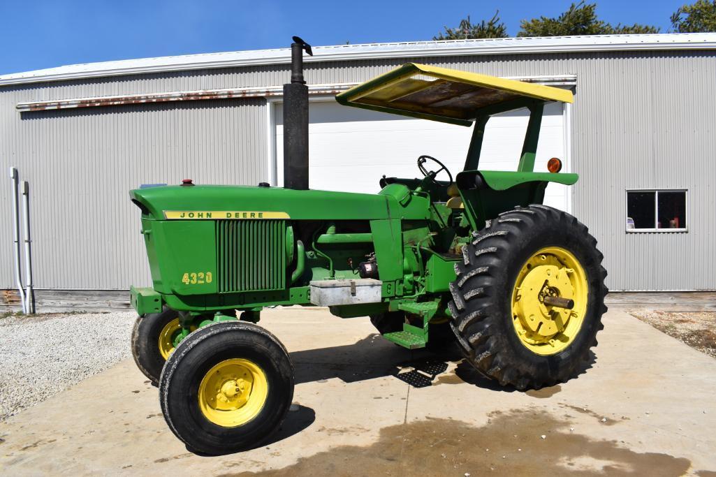 1971 John Deere 4320 2wd tractor