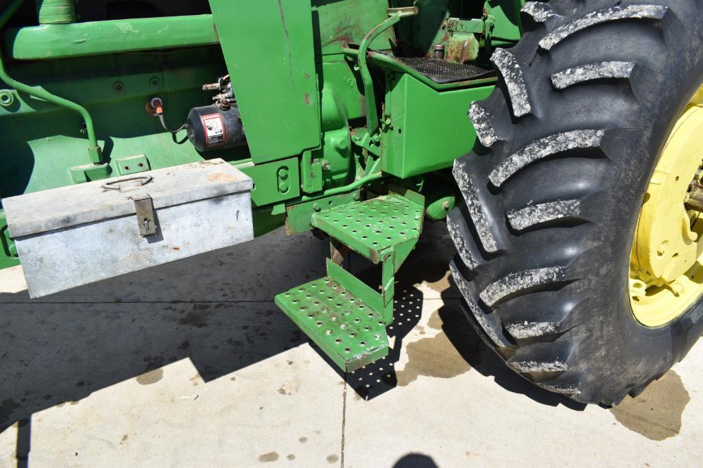 1971 John Deere 4320 2wd tractor