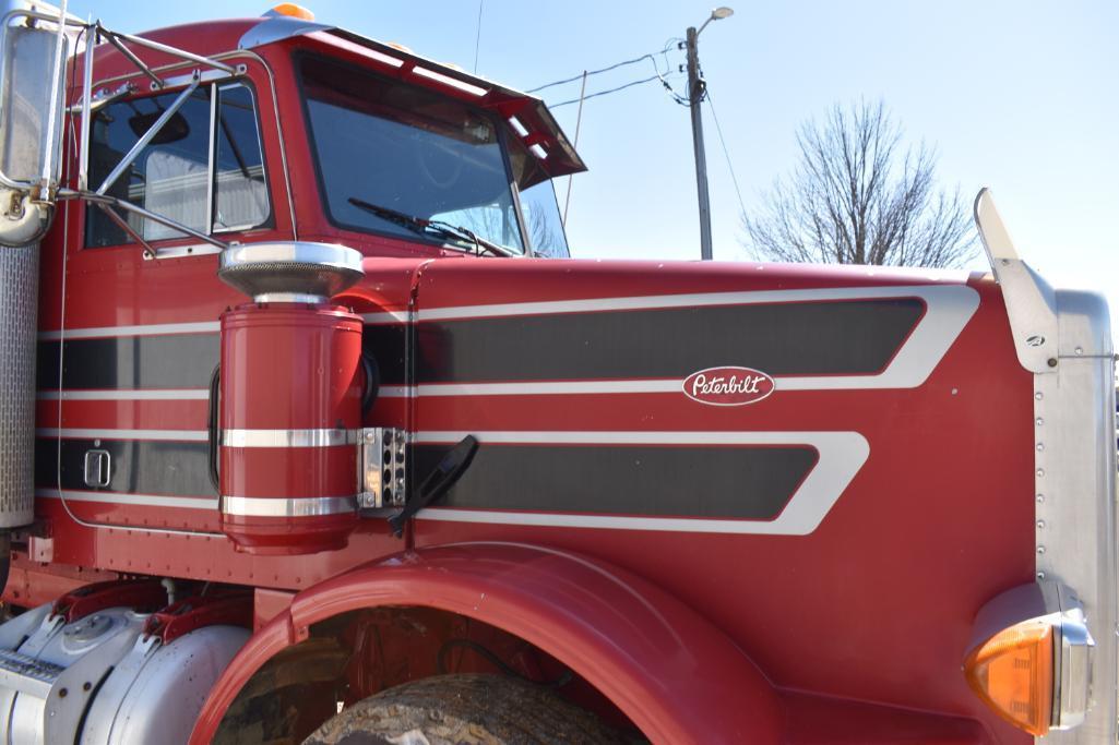 1987 Peterbilt 357 grain truck