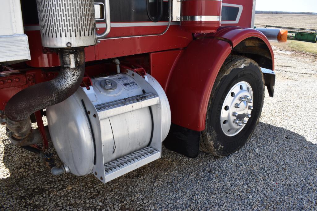 1987 Peterbilt 357 grain truck