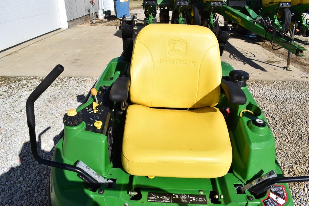 John Deere Z820A zero turn lawn mower