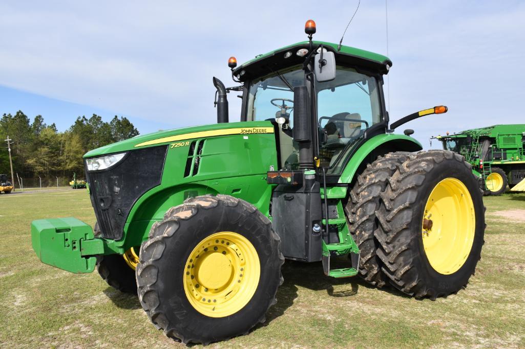 2017 John Deere 7250R MFWD tractor