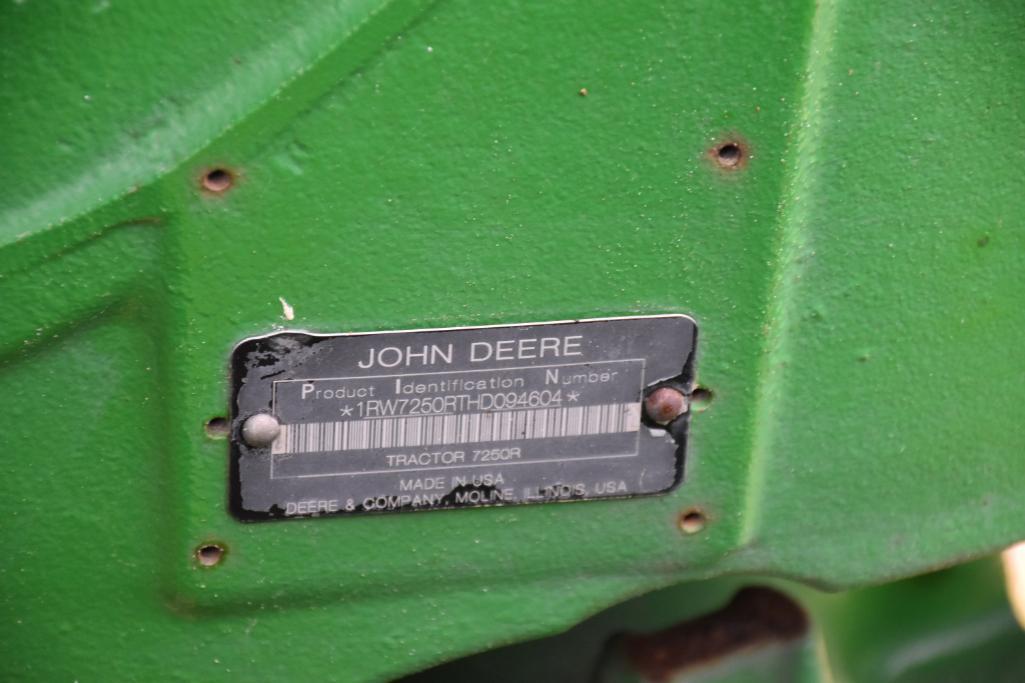 2017 John Deere 7250R MFWD tractor