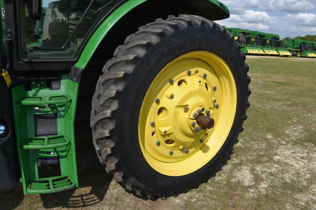 2017 John Deere 6155R MFWD tractor