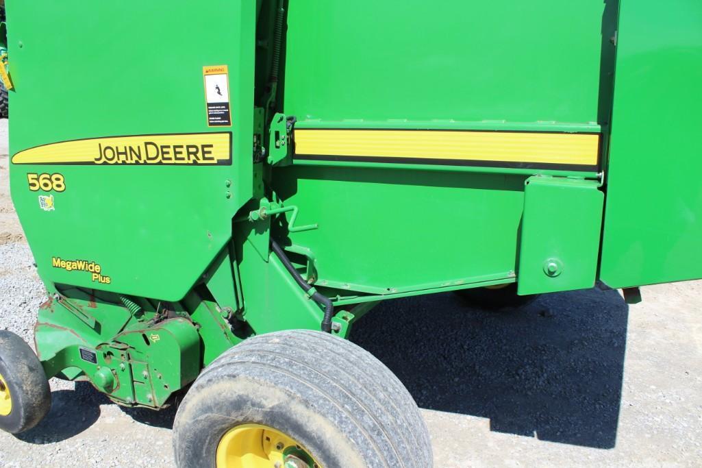 2008 John Deere 568 round baler