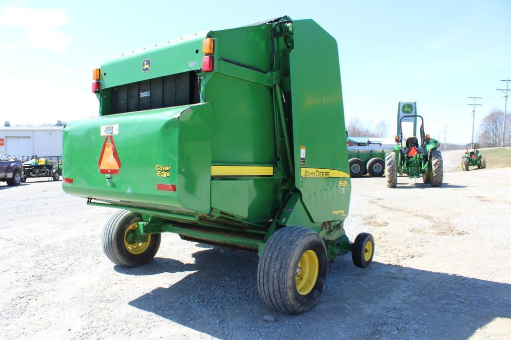 2008 John Deere 568 round baler