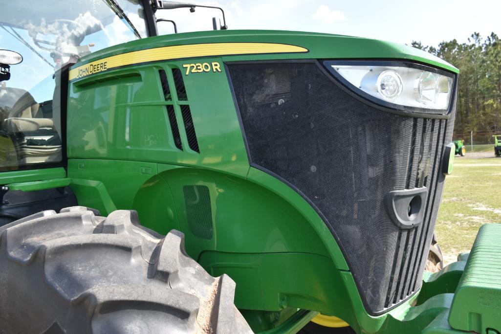 2017 John Deere 7230R MFWD tractor