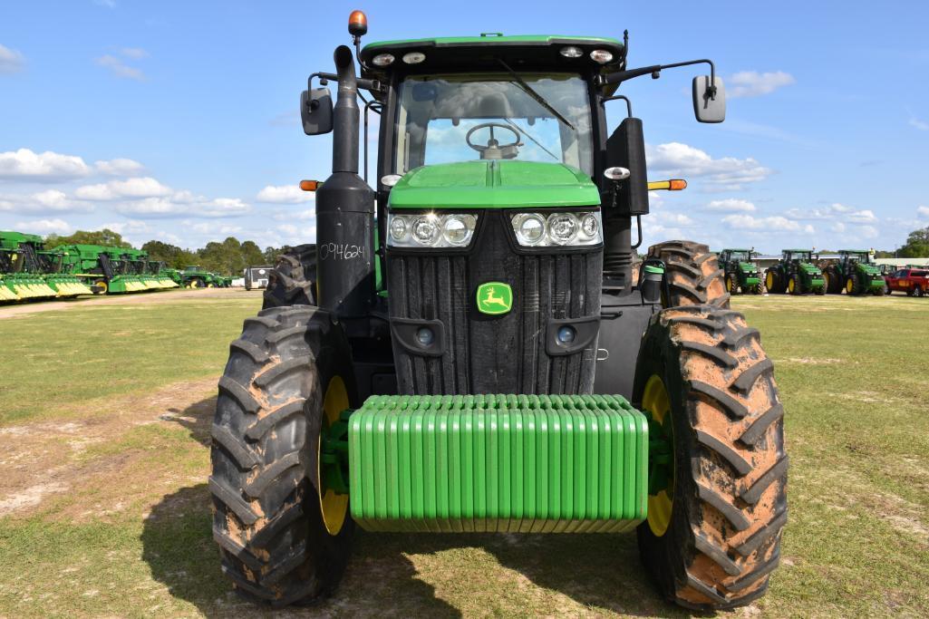 2017 John Deere 7230R MFWD tractor