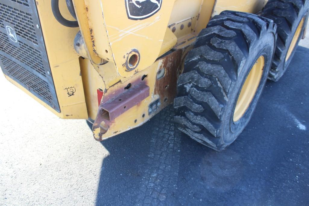 2006 John Deere 332 skid steer