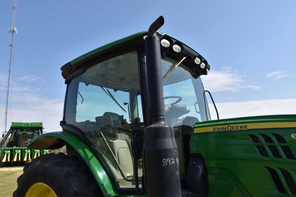 2017 John Deere 6130R MFWD tractor