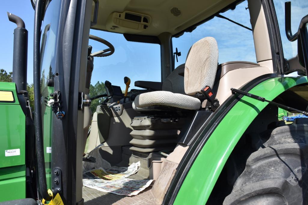 2017 John Deere 6130R MFWD tractor