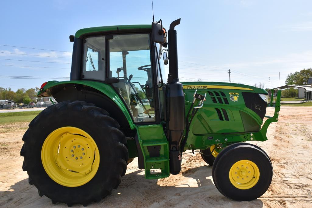 2017 John Deere 6110M 2WD tractor