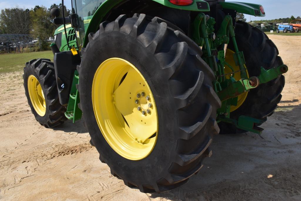 2015 John Deere 6130R MFWD tractor