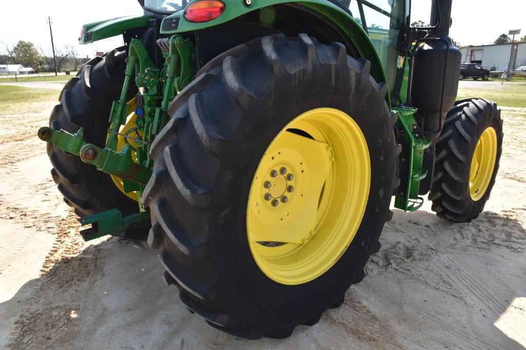 2015 John Deere 6130R MFWD tractor