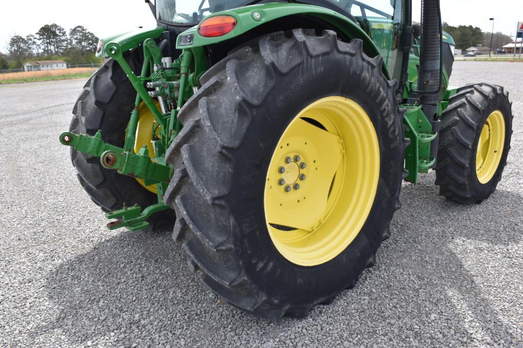 2013 John Deere 6125R MFWD tractor