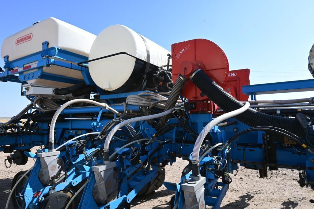 2013 Monosem NG+4 24 row 30" CSS planter