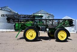 2013 John Deere 4940 self-propelled sprayer