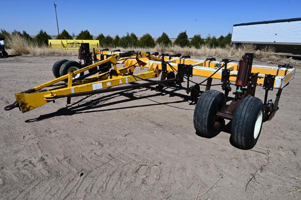 Agri-Products 21' pull-type inline ripper