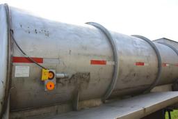 1969 4,200 gal. tanker trailer