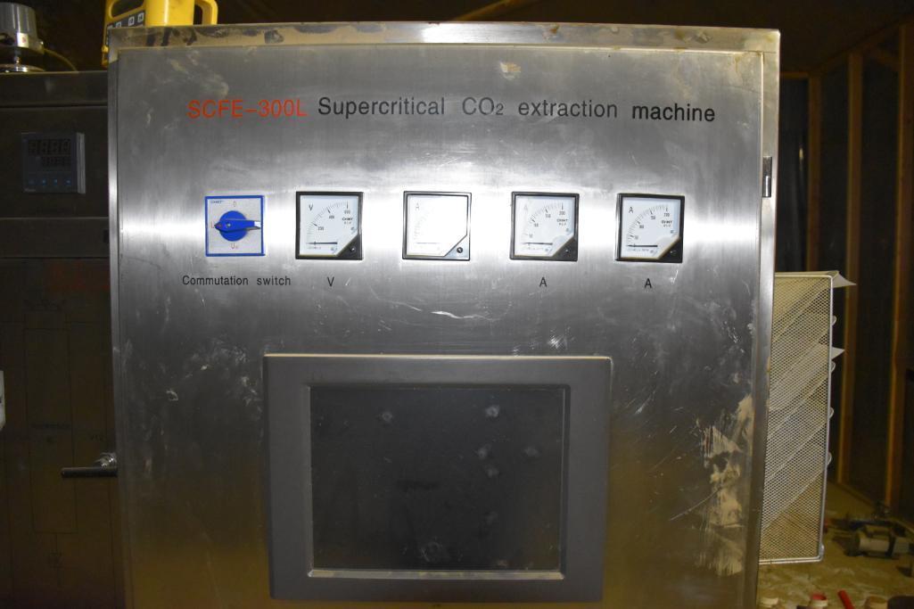 SCFE-300L Supercritical CO2 extraction machine