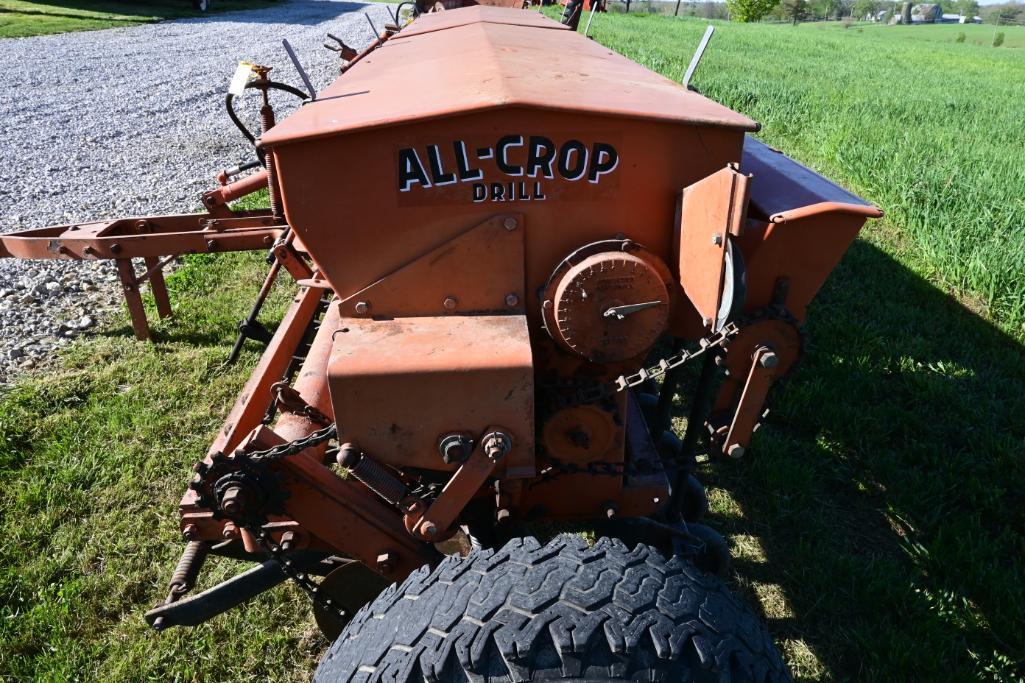 Allis-Chalmers All-Crop 18-hole drill