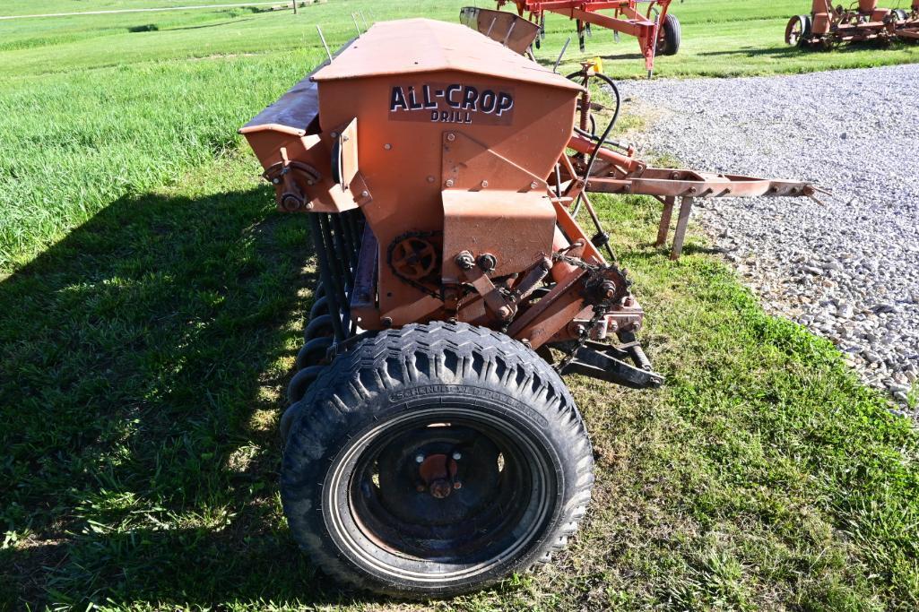 Allis-Chalmers All-Crop 18-hole drill