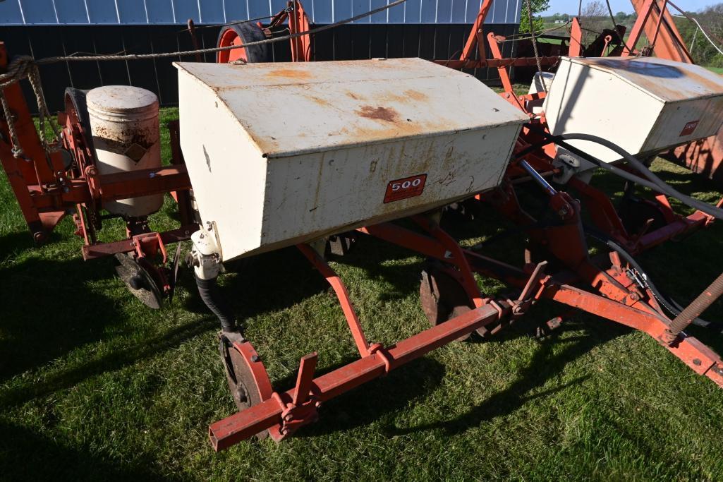 Allis-Chalmers 500 4-row 38" planter