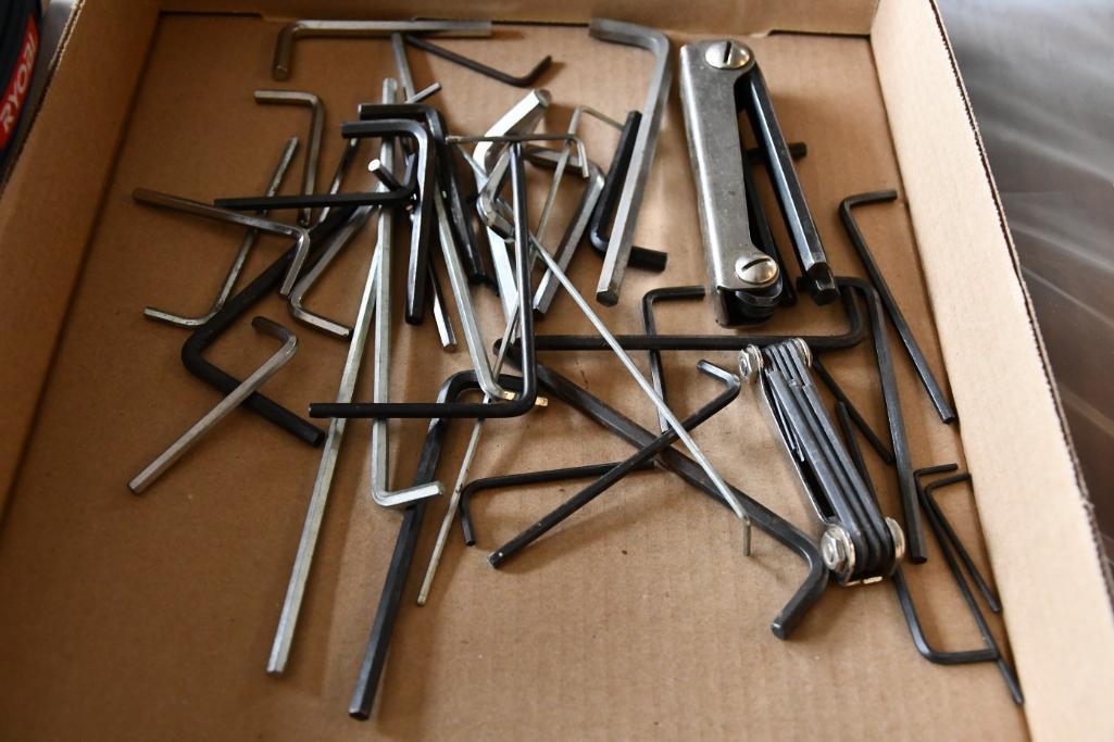 Quantity of allen wrenches