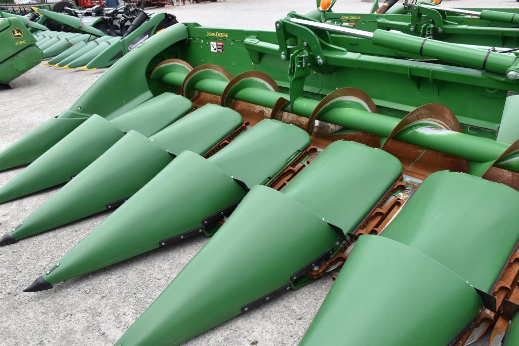 2020 John Deere 712FC 12 row 30" folding corn head