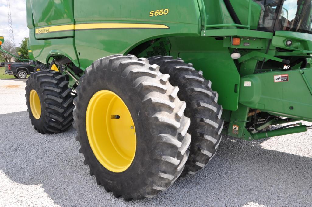 2014 John Deere S660 4wd combine