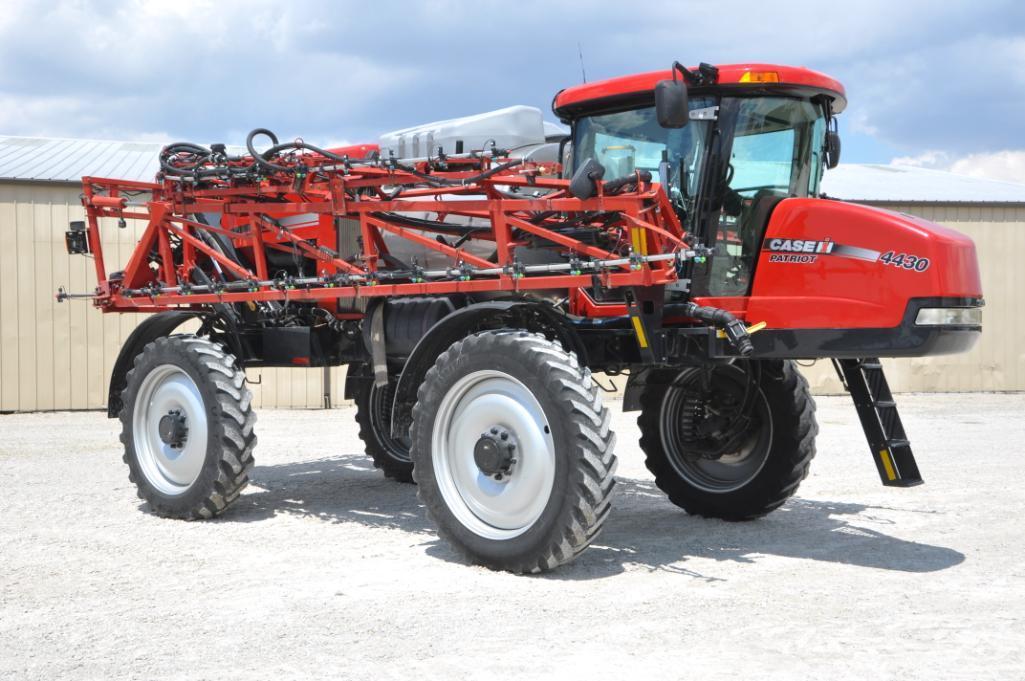 2014 Case-IH 4430 Patriot self-propelled sprayer